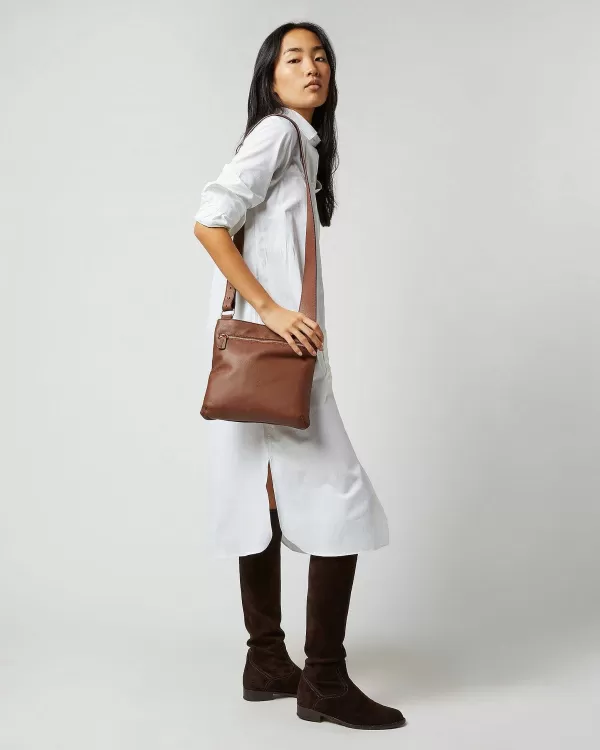 Store Ann Mashburn Crossbody Pouch Brown Leather