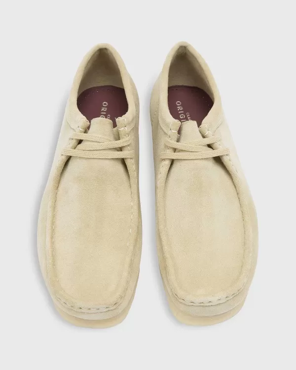 Store Clarks Men's Wallabee Shoe Maple Suede